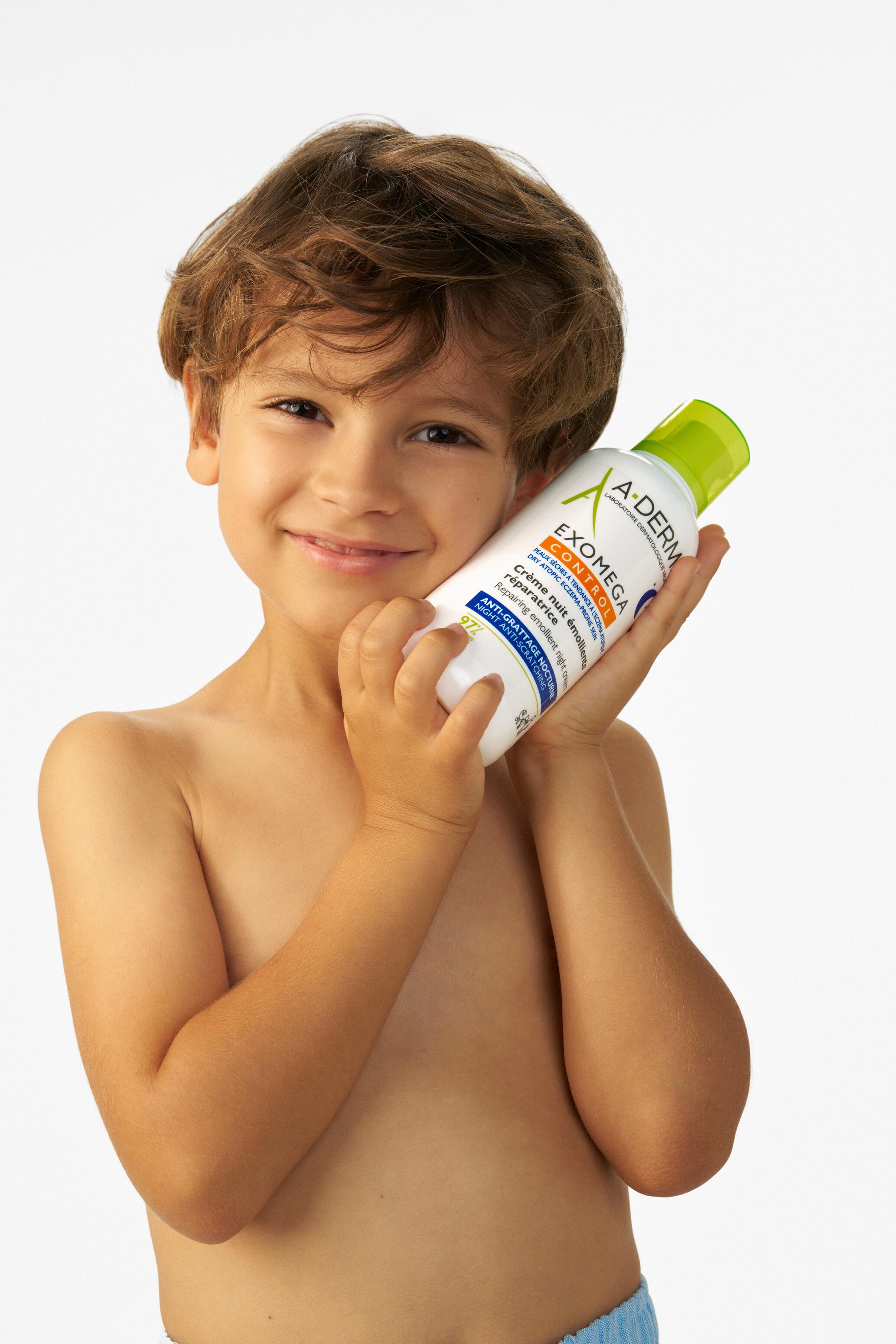 AD_EXOMEGA_NIGHT-CREAM_KIT-MASTER_SIZING_ADVOCACY_CHILD_FULL FRAME_09-2025